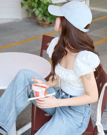 Áo croptop tay phồng phối nhún nơ THE C.I.U - Breena Top