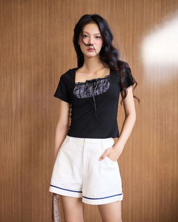 Áo thun tay ngắn kiểu phối hoạ tiết caro THE C.I.U - Sandra Top