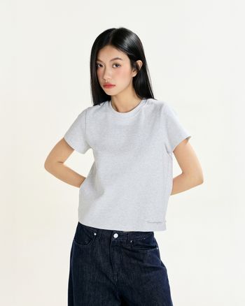 Áo thun nữ tay ngắn THE C.I.U, áo thun cotton cổ tròn tay ngắn dáng suông cơ bản – Misha Tee