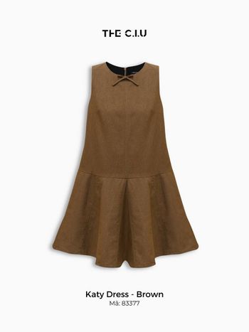 Đầm nữ dáng xoè sát nách cổ tròn THE C.I.U, váy ngắn chất jean phối nơ cổ thanh lịch – Katy Dress