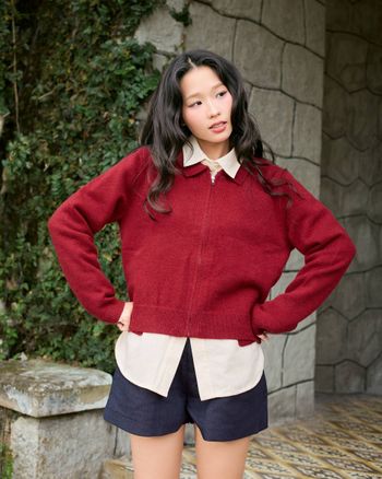 Áo khoác len polo nữ khóa kéo THE C.I.U, áo khoác len cổ bẻ tay dài màu đỏ đô form ngắn basic giữ ấm – Muriel Jacket