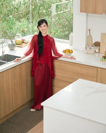 Áo kiểu nữ cổ tàu tay lửng lệch tà phối họa tiết THE C.I.U, áo dáng suông tay lửng xuyên thấu – Áo Yếm Trầu – C15