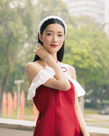 Áo dài cổ yếm trễ vai phối tơ THE C.I.U - Áo dài Quỳnh - C12 (Không kèm quần)