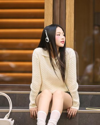 Áo polo len dài tay nữ form basic THE C.I.U, áo kiểu cổ bẻ thun len mềm tay dài – Mikan Polo Top