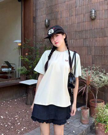 Áo thun raglan tay ngắn thêu chữ THE C.I.U - Cindy Tee
