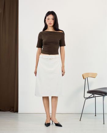 Áo kiểu trễ vai tay ngắn Vegan Top - MN13