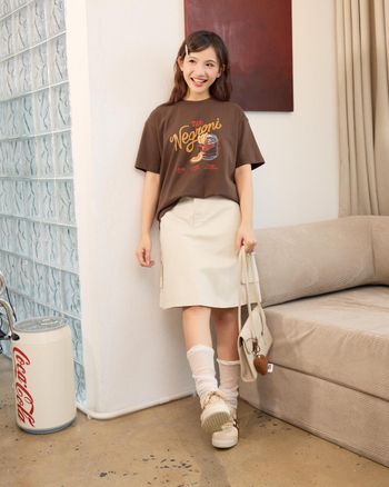 Áo thun nữ in hình THE C.I.U, áo phông cotton nâu form rộng freesize - Negroni Tee