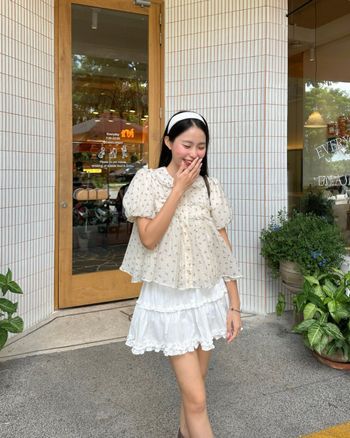 Áo babydoll voan hoa nhí tay phồng THE C.I.U - Nicky Top